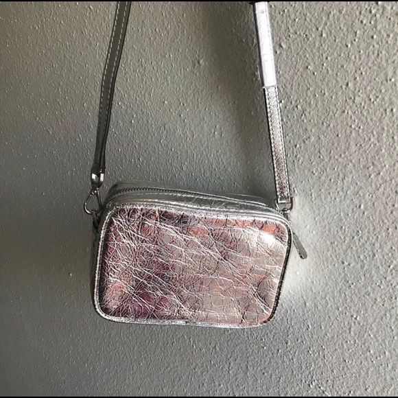 COPY - NWOT Michael Kors small crossbody Silver - Picture 7 of 7